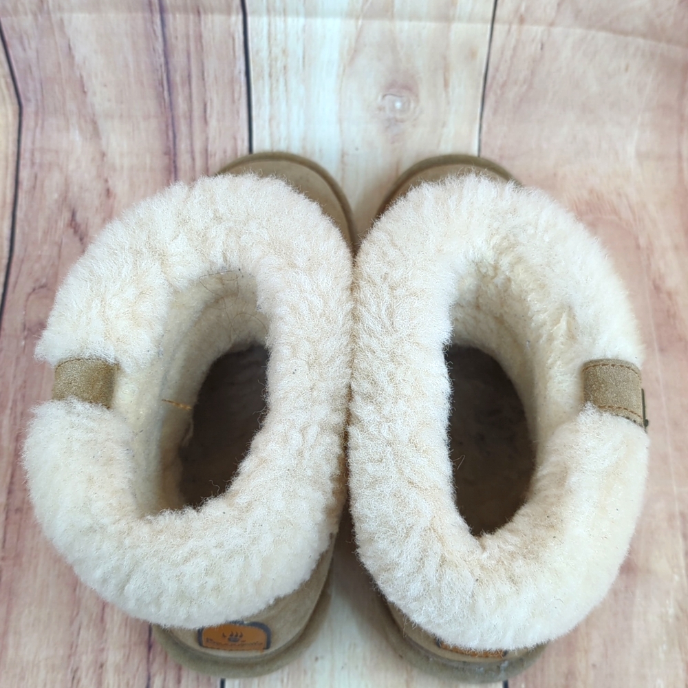 BearPaw Abby Boots Hickory Suede Sheepskin Shearling Collar Buckle Sz 9 - Picture 5 of 9